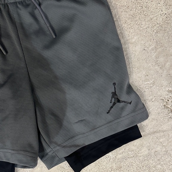 Jordan Kids' Gray and Black Layered Shorts - Picture 2 of 5